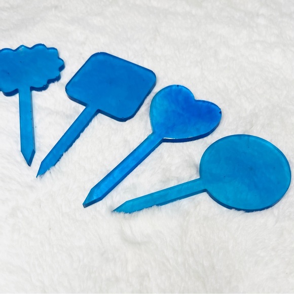 Set of 4 Translucent Blue Plant Markers Hand Crafted Resin Gift Set Cake Toppers - Picture 4 of 8